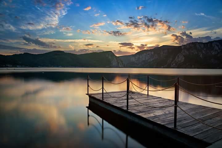 Vila Golful Dunarii ดูโบวา ภายนอก รูปภาพ